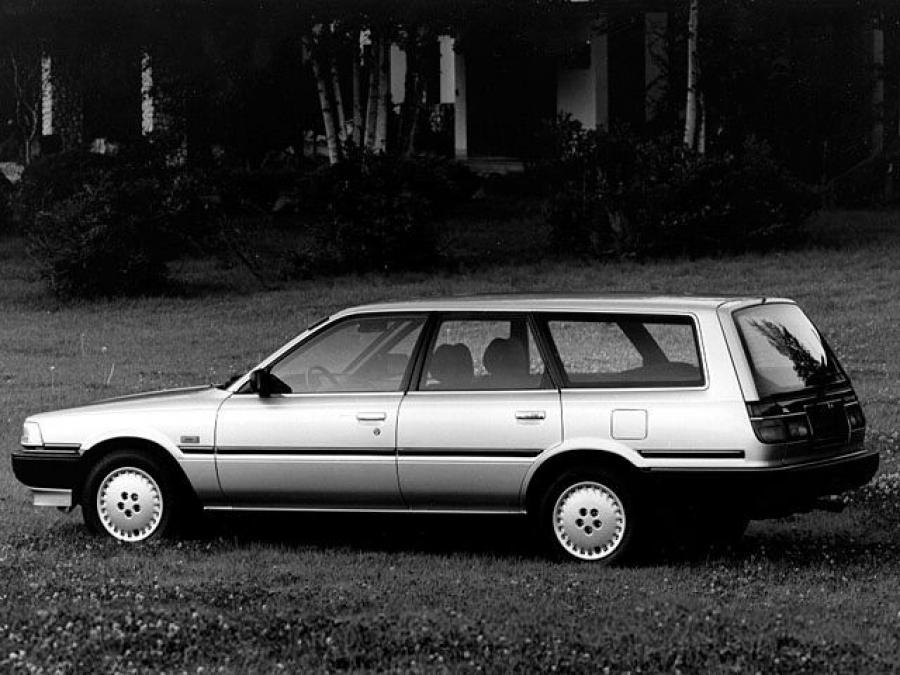  Toyota Camry Wagon 1986 года  (фото 9 из 9)